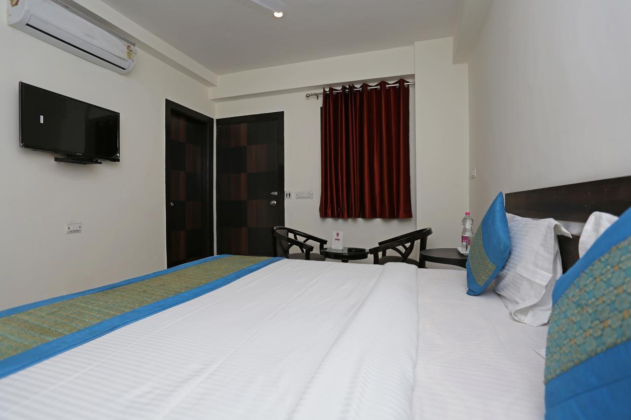 Airport Hotel Green Heights New Delhi Ngoại thất bức ảnh