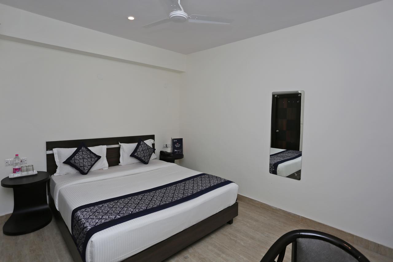 Airport Hotel Green Heights New Delhi Ngoại thất bức ảnh