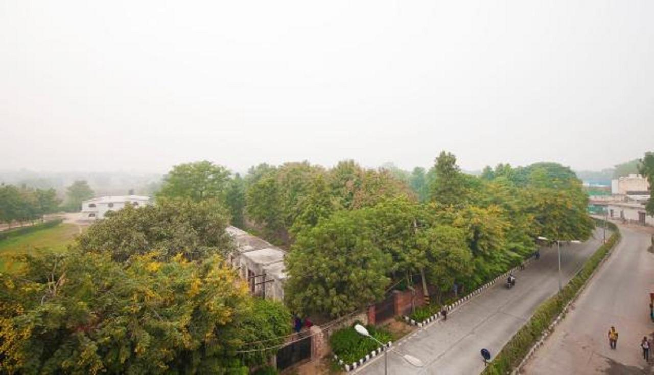 Airport Hotel Green Heights New Delhi Ngoại thất bức ảnh