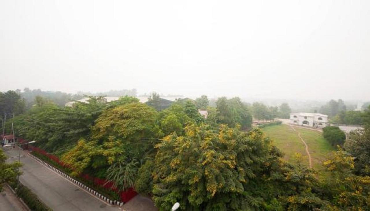 Airport Hotel Green Heights New Delhi Ngoại thất bức ảnh