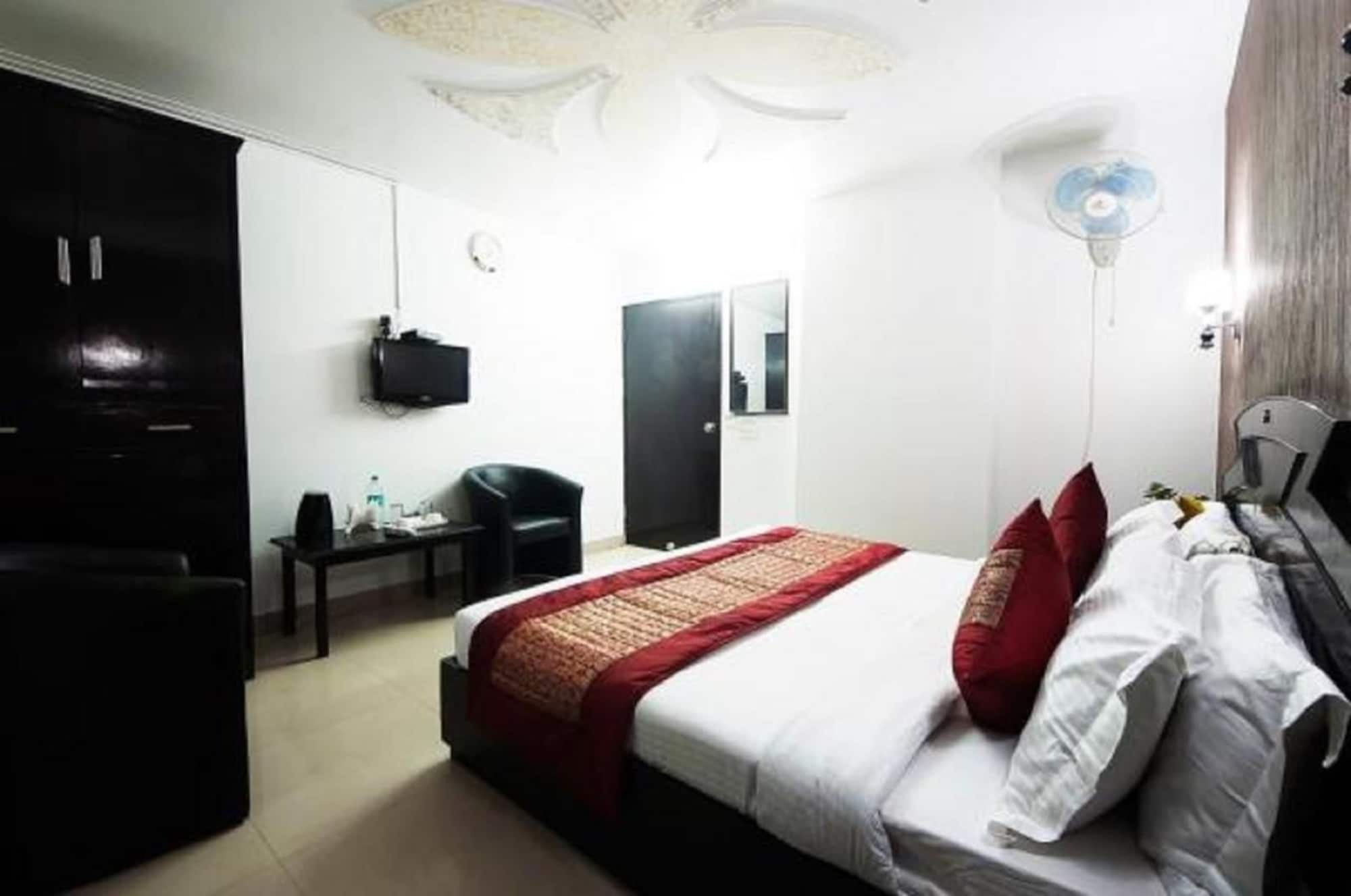 Airport Hotel Green Heights New Delhi Ngoại thất bức ảnh